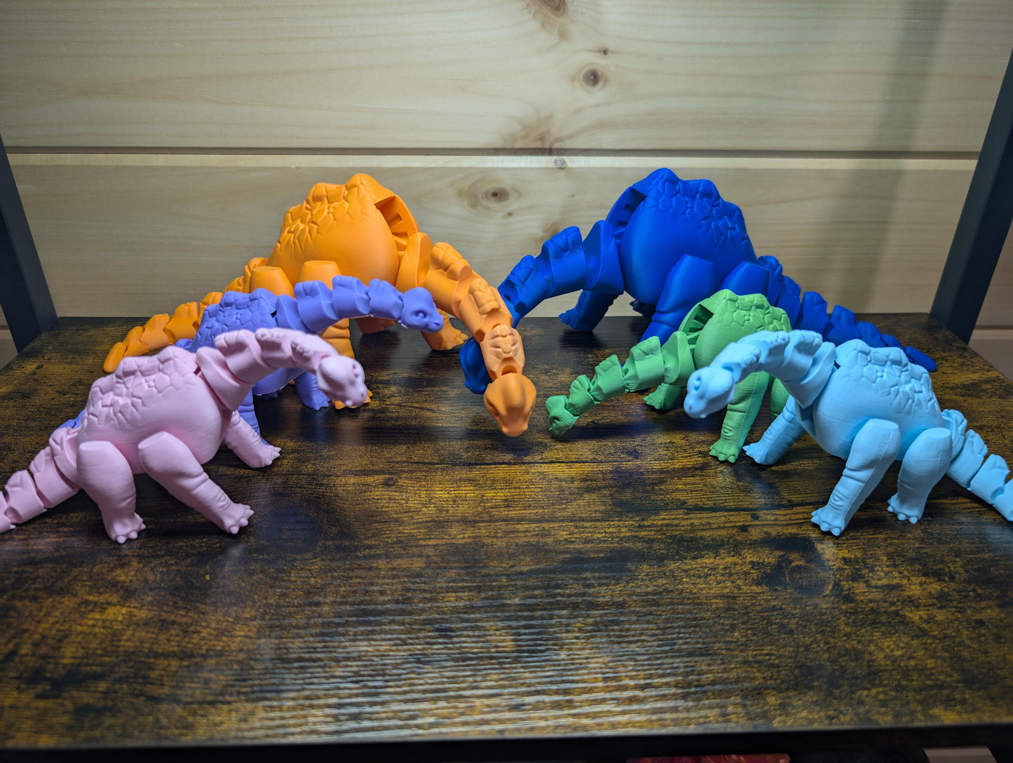 TwistyTails Brontosaurus